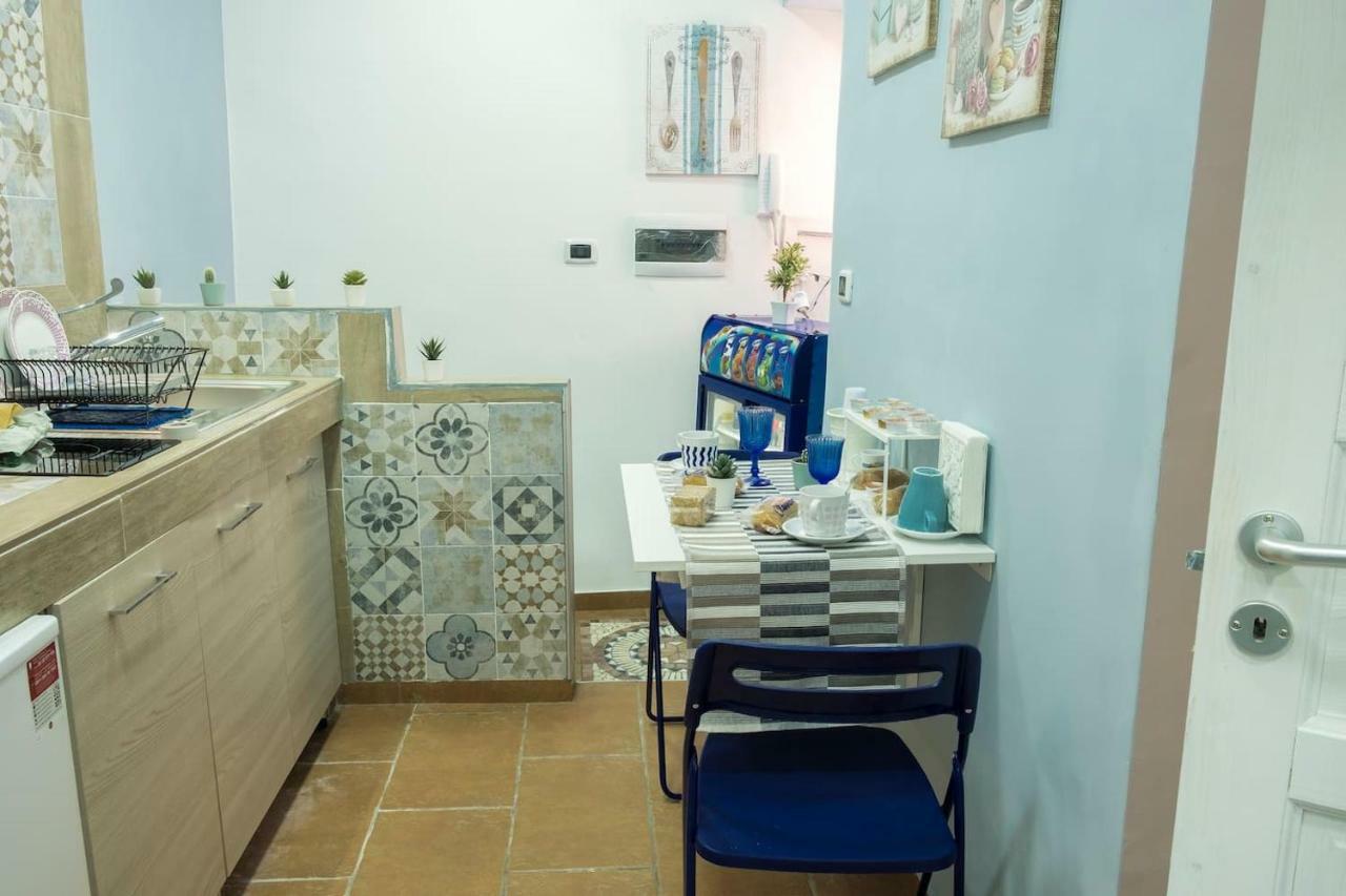 Little House Napoli Apartment Ngoại thất bức ảnh