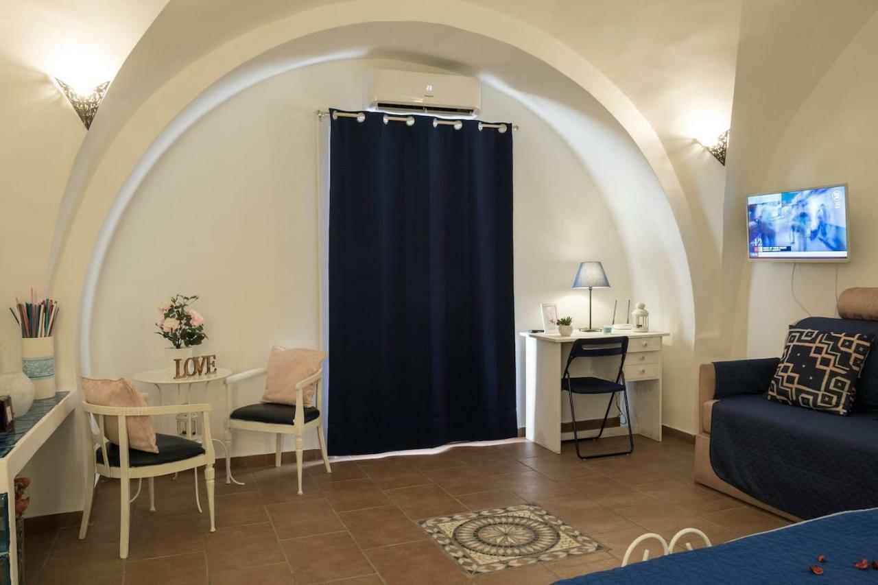 Little House Napoli Apartment Ngoại thất bức ảnh