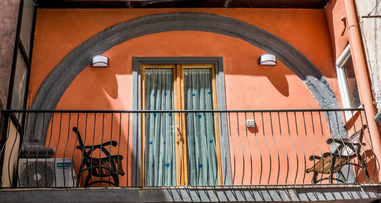 Little House Napoli Apartment Ngoại thất bức ảnh